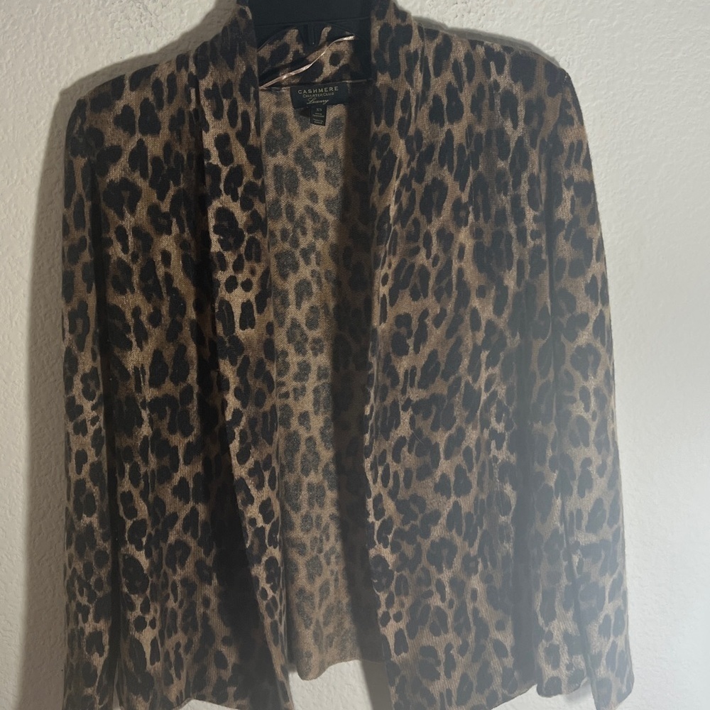 Charter club 100% Cashmere sweater XS Cheetah print cardigan winter fall - Picture 4 of 6